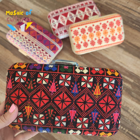 Lali Pali Red and Black Purse
