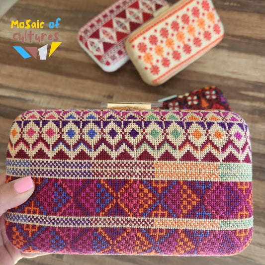The Iconic Lali Pali Purse - Silk on Canva