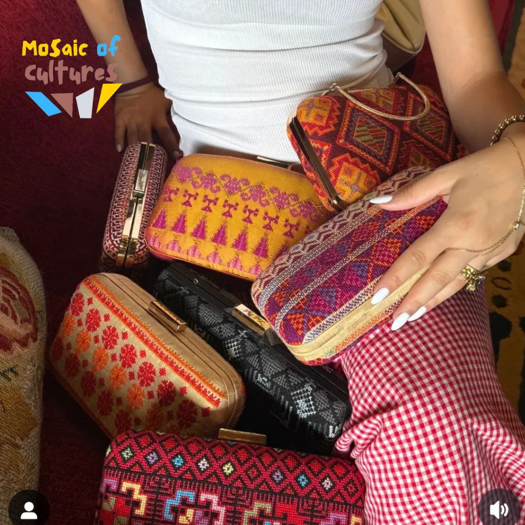 The Iconic Lali Pali Purse - Silk on Canva